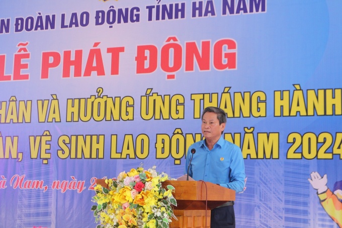 Công nhân lao động Hà Nam phấn khởi trong Lễ phát động Tháng Công nhân 2024
