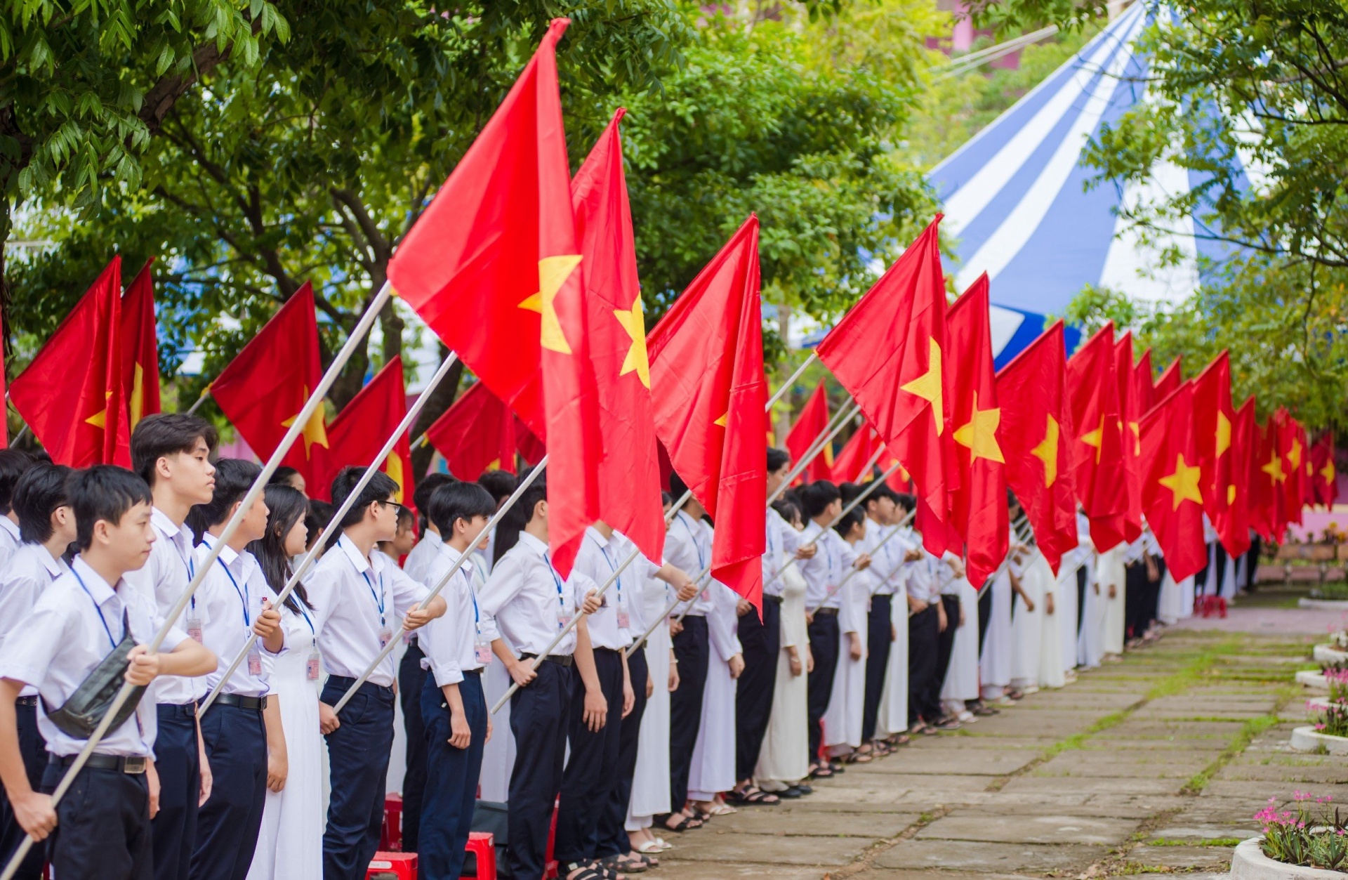 Trường THPT Lê Lợi: đoàn kết, đổi mới phương pháp dạy học, nâng cao chất lượng đào tạo