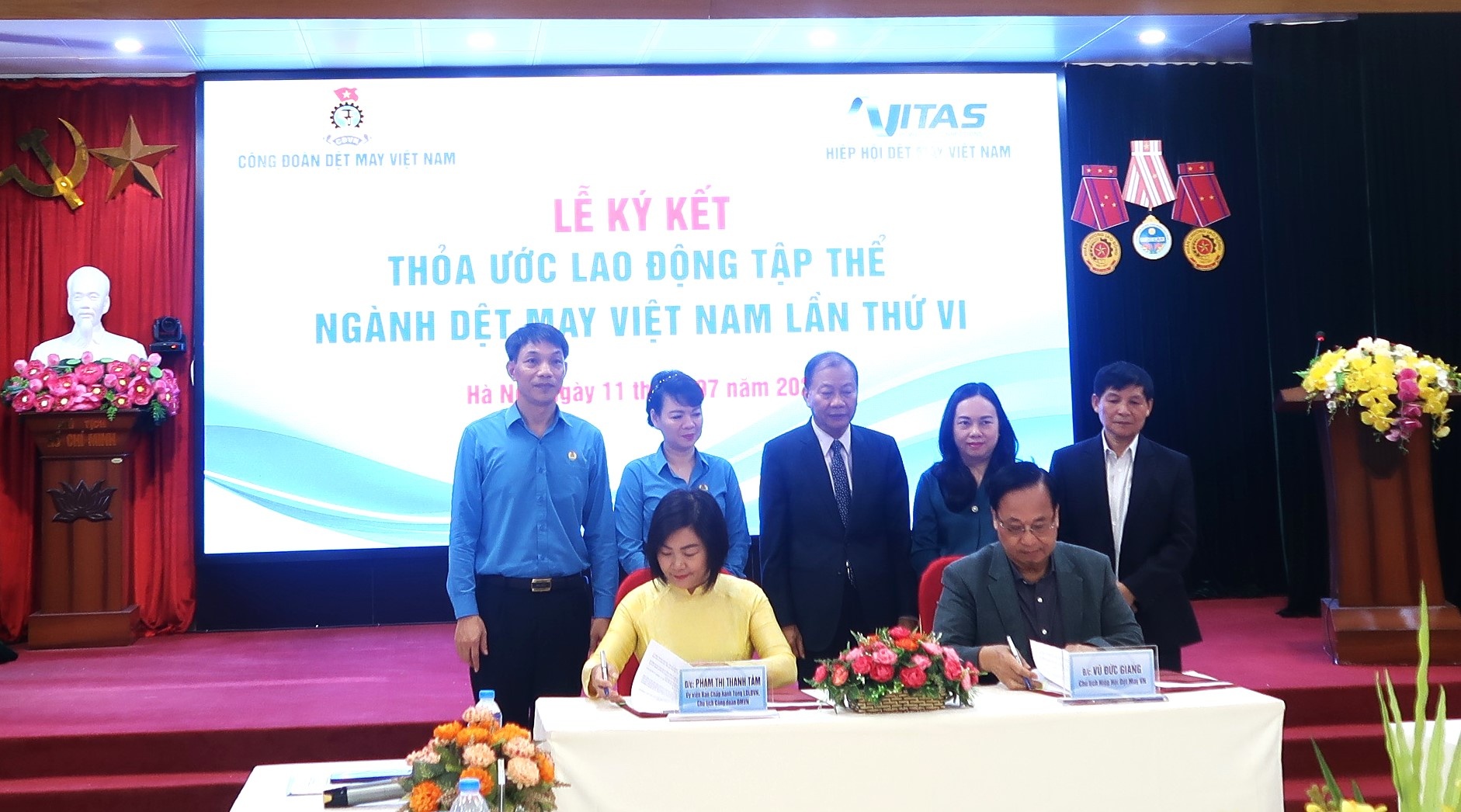 TƯLĐTT ngành Dệt May Việt Nam lần thứ VI: xác lập chế độ phúc lợi mới cho NLĐ