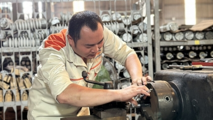 Người đảng viên khơi dậy khát khao sáng tạo trong công nhân
