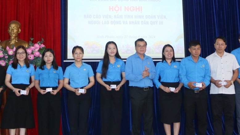 LĐLĐ Bình Phước tổ chức hội nghị báo cáo viên