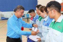 Tháng Công nhân – Điểm tựa cho những ước mơ lao động
